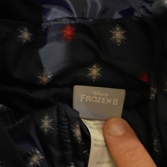 Frozen II Puffer Style Hooded Vest size 7/8 (CK) - Picture 4 of 4